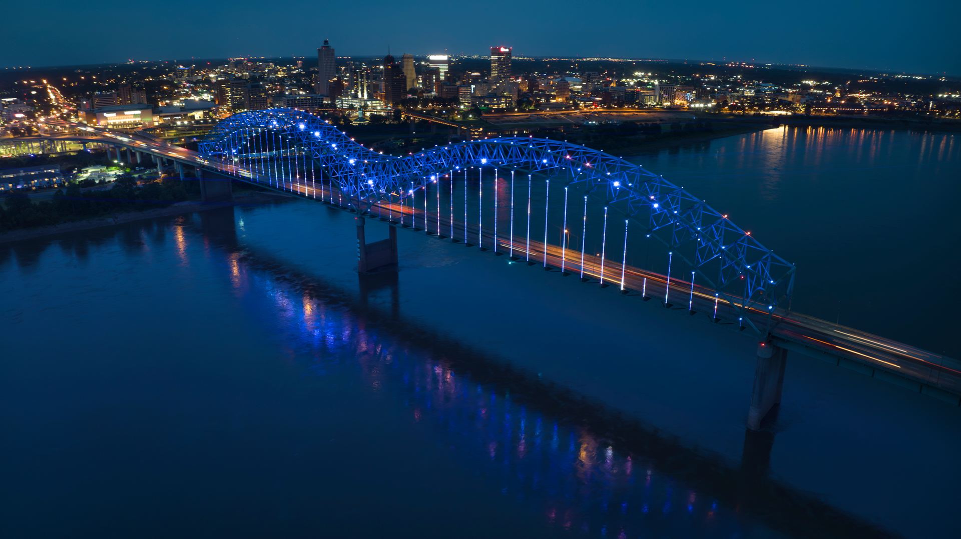 The Hernando de Soto Bridge and downtown Memphis skyline at night